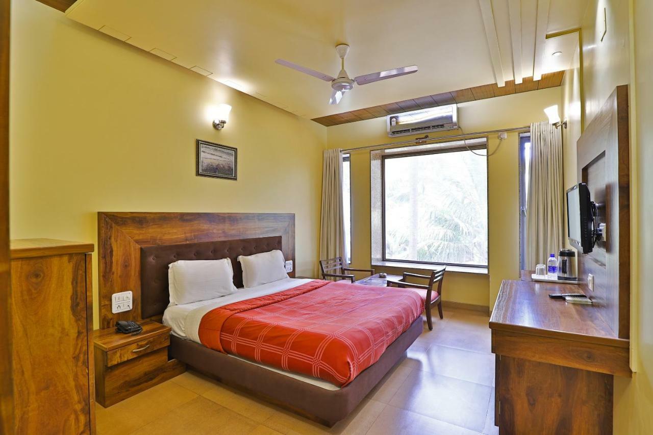Palette - Hotel Ocean Inn Daman Dış mekan fotoğraf