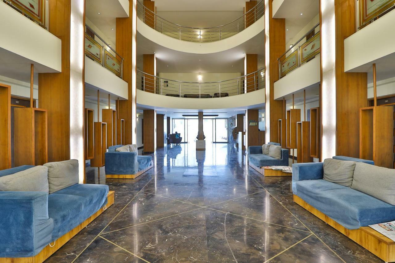 Palette - Hotel Ocean Inn Daman Dış mekan fotoğraf